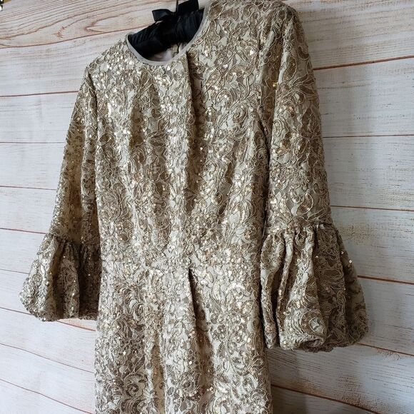 Betsy and Adam Sequined Lace Sheath Dress Bell Sleeves Gold Women's Size 4P - Picture 4 of 9